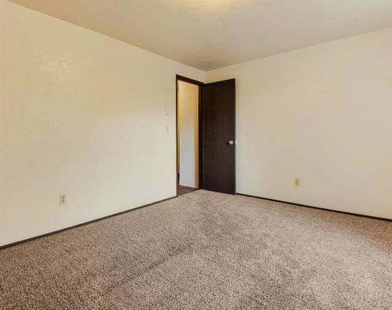 $1,350 / 1br - GORGEOUS & READY FOR YOU- Calm 1 Bedroom - Right by Willamette River (Keizer)63660428758273124