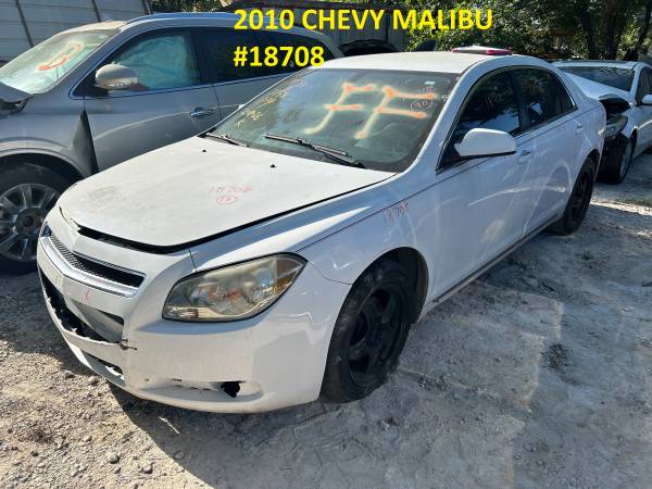 PARTING OUT A 2010 CHEVY MALIBU #18708 1