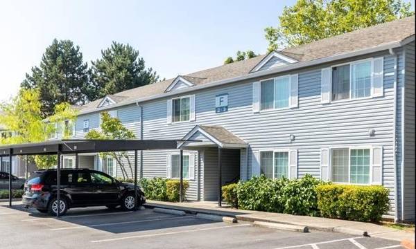 $1,362 / 1br - 747ft2 - Stainless steel appliances, Spectacular Views, Two Grilling Stations (Vancouver)63831535565955122