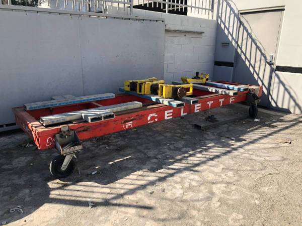 looking for Celette frame bench  + fixtures 1