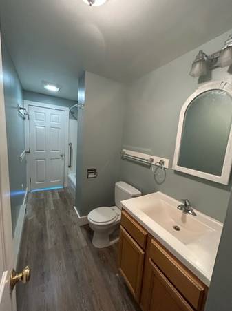 $1,500 / 2br - Apartamento de 2 dormitorios en el 2º piso (Turners Falls)64017047526147121