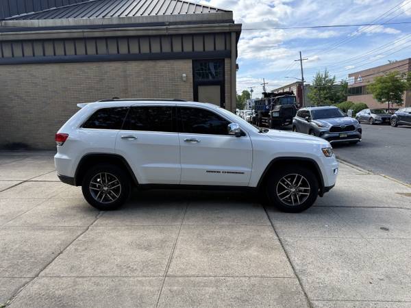 2018 JEEP GRAND CHEROKEE LIMITED 4X4 - $14,90063654715646851123