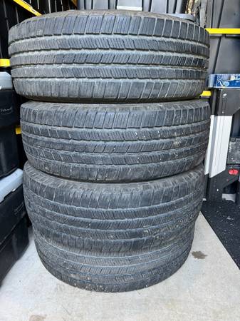 4 Michelin Defender Tires 1