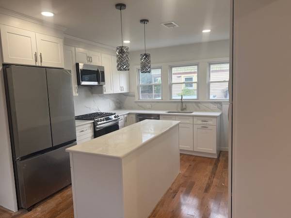 $3,500 / 3br - Casa en alquiler 3 habitaciones 2 baños (Green Brook)63762913532419120