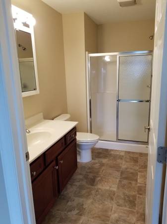 $1,745 / 3br - 1328ft2 - 3H/2BA c/G **1er mes GRATIS con arrendamiento de 18 meses** (Martinsburg/Spring Mills)63953078782722123