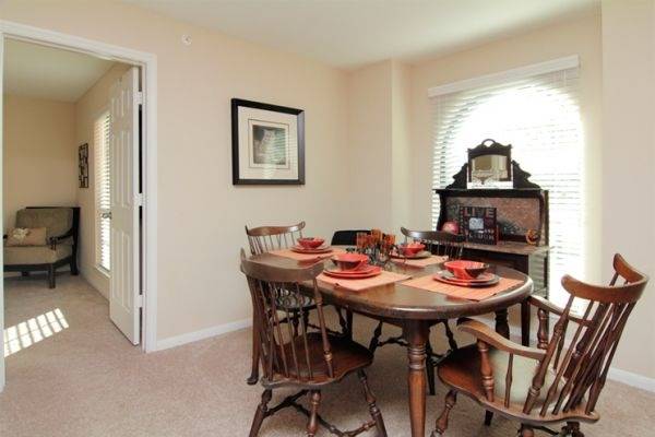 $1,140 / 2br - 816ft2 - 2 BD, Two Sparkling Swimming Pools, Wet/Dry Bars (2200 Montgomery Park Blvd, Conroe, TX)63924044195202122