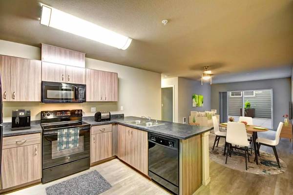 $3,700 / 3br - 1220ft2 - Check out our gorgeous 1220 sq ft Renton loft. Renting now! (Renton)63688608172675123
