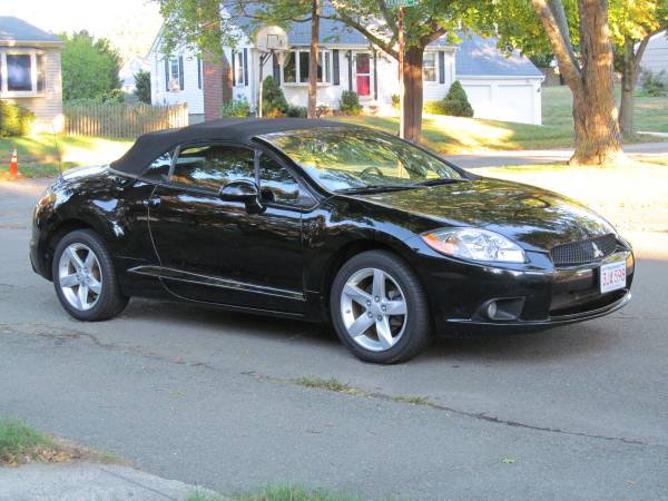 Convertible 2009 Mitsubishi Eclipse Spyder - 5 speed - $5,700 (Beverly, MA)63615449008513124