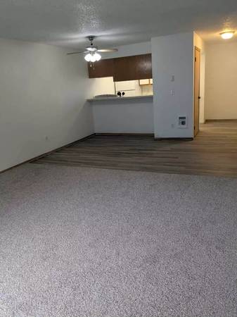$1,999 / 2br - 934ft2 - 2BR Hideaway for Dreamy Dock Days - Pet-Friendly w/ Rec Center Perks! (Lacey - Long Lake Waterfront)63688586828291122