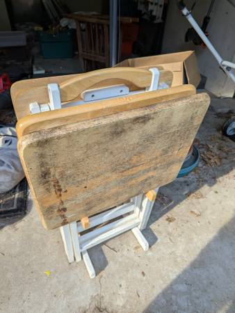 Tray table set 1