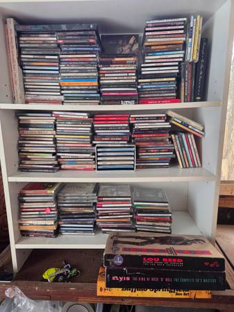 Large CD Collection – 400-500 CDs – Rock / Alternative / Blues 1