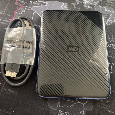 WD gaming 2TB Portable Hard Drive USB 3.0 1