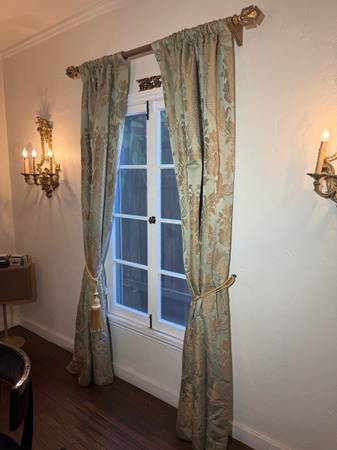 Gold Mirrores curtain poles - $40 (West Hollywood)63471471117955121