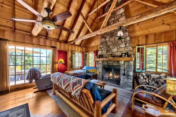 $699,000 / 2br - 1032ft2 - 7180 Heavens Trail, South Lake Tahoe - FOR SALE (South Lake Tahoe)63992635352579122