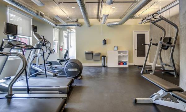 $3,610 / 1br - 1155ft2 - 1Hab/1Ba con Despacho! ¡Plano de piso enorme estilo condominio/apartamento! (emeryville)63657964388865121