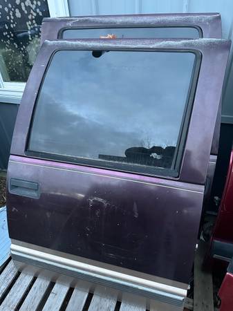 1990-2000 Chevy suburban crew cab southern doors 1
