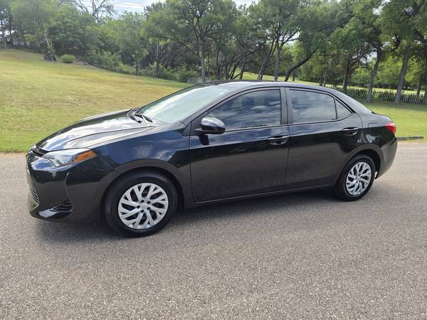 2017 Toyota Corolla LE 56 mil millas - $13,00063439526218881122