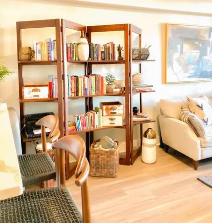$1,650 / 1br - 735ft2 - Lockwood Drive64016104562691124
