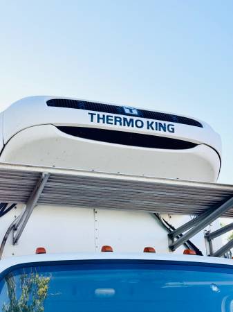 2016 Freight-liner Business class - $30,000 (Carlsbad)63618408011905124