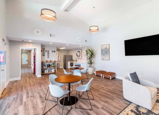 $1,549 / 484ft2 - Spacious Studios at the Best in the West!! (Palmdale Blvd.)63700939313793124