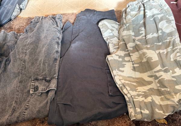 Assorted womens size L pants (3 total) 1