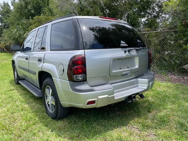 2005 Chevrolet Trailblazer LS Sport Utility - $5.900 (Clearwater)63443498293891122