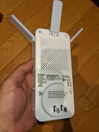 D-link Ac1750 Wireless Dual Band Wi-Fi Range Extender & Booster 1