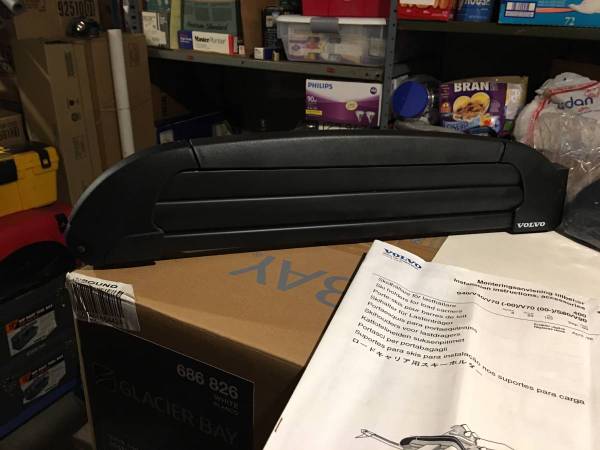 Volvo Ski holder /antenna 1