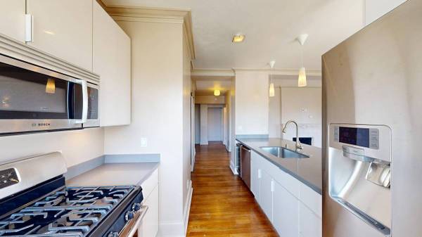 $7,445 / 2br - 1039ft2 - 2677 Larkin St - 701 (russian hill)63994247714051120