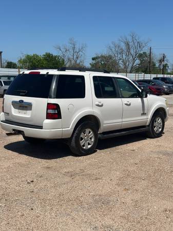 2008 Ford Explorer - $3,00063622178033793123