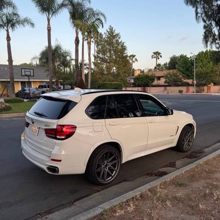 BMW X5 - $9,900 (Granada Hills)63618239155843121