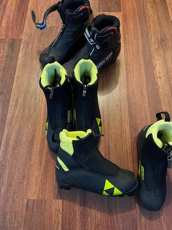 Xc Kids 31 EU boots pair New cond 1