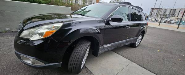 2012 Subaru outback, AWD, automatic, 129k.miles - $6,200 (West LA)63436936188547121