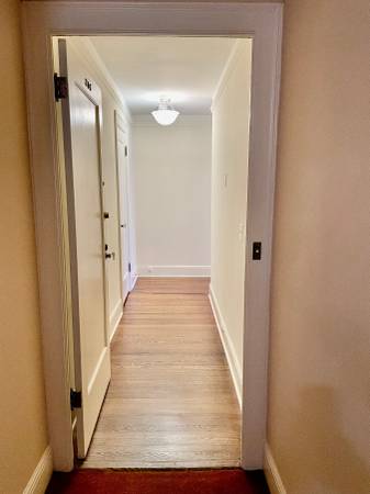 $1,675 / 390ft2 - Bright, Elegant, Corner Unit in Classic SF Building: ALL UTILITIES INC (lower nob hill)63836553934593120