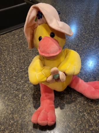 Kuddle Me large plush duck 1