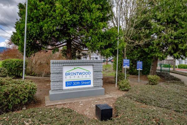 $2,049 / 3br - 1250ft2 - Getting Warm Out? Stay Cool in the A/C in Your New Home!63373572402179121