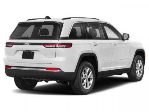 2022 Jeep Grand Cherokee Limited - $32,489 (Hudson, WI)63481461173249121