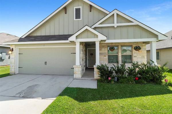 $2100.00 / 3br - 1585ft2 - 2072 Chief in Pleasant Hill, Bryan63806705374209120