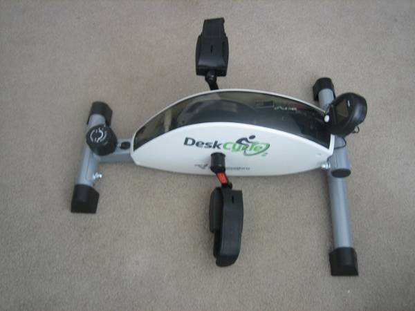 Under Desk Sitdown Deskcycle 1