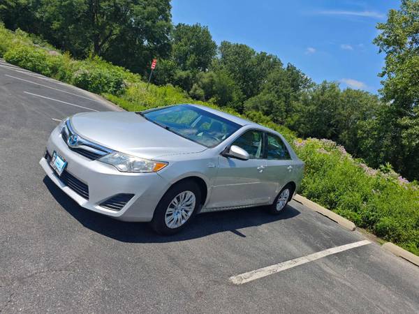 2014 Toyota Camry Hybrid - $8,988 (Villa Park)63624813016707122