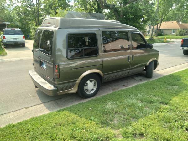 1996 GMC Safari Conversion Van - $3,200 (Olathe)63621970619009123