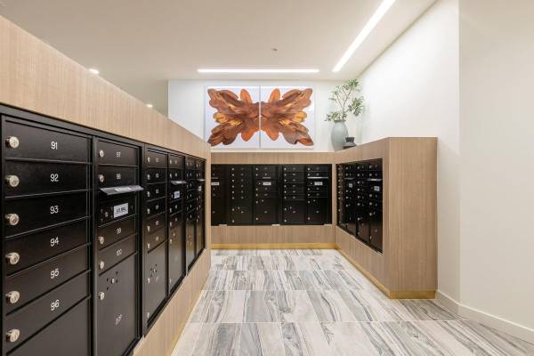 $2,115 / 1br - 526ft2 - Ideal, 1 BR /1 BA  Income Qualified with Direct Access to I-405 (Downtown Bellevue)63874307356547123
