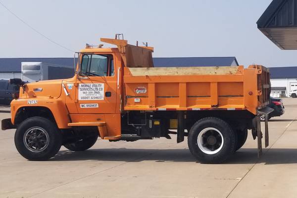 Single axle Dump truck for hire 1