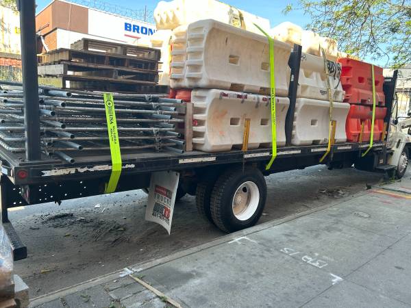 2008 HINO - $8,000 (BRONX)63614224107011120