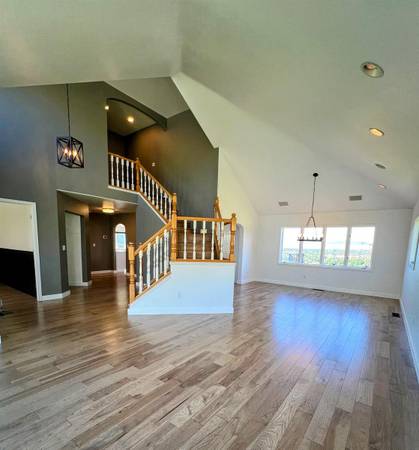 $4,595 / 6br - 5500ft2 - ¡INCREÍBLE casa en Hillview en alquiler! (Missoula)63656975947651122