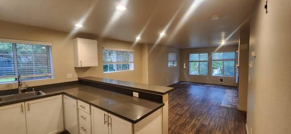 $2,478 / 2br - 945ft2 - 2bed 2bath in beautiful & quiet location close to everything! (Edmonds - Olympic View Arena)63944966308738120