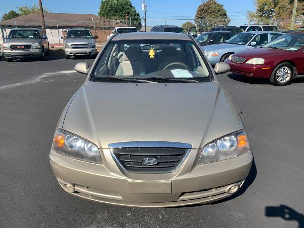 2005 Hyundai Elantra GLS/GT ¡96k millas! - $5,495 (Charlotte)63613513152641122
