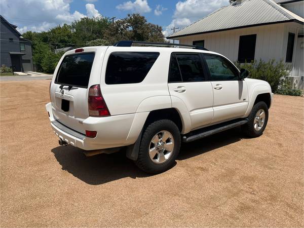 2005 Toyota 4Runner SR5 - $8,70063470065440131124