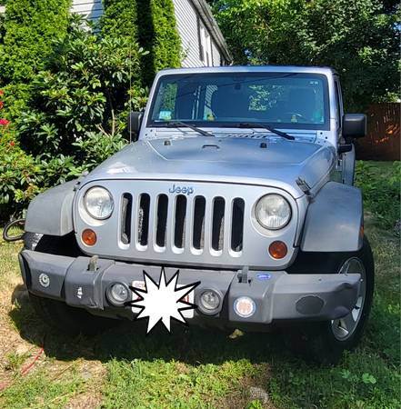 2011 Jeep Wrangler Unlimited Sport for repair or parts - $4,000 (Lynn)63624473766403122