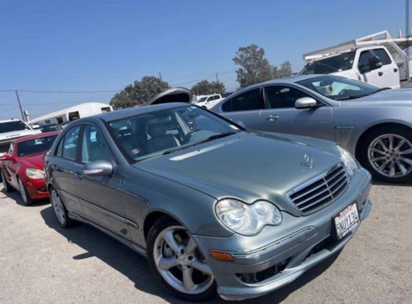 2005 MERCEDES BENZ C230 KOMPRESSOR SEDAN - $5,000 (818- 841-6100) (North Hollywood))63623879099907121